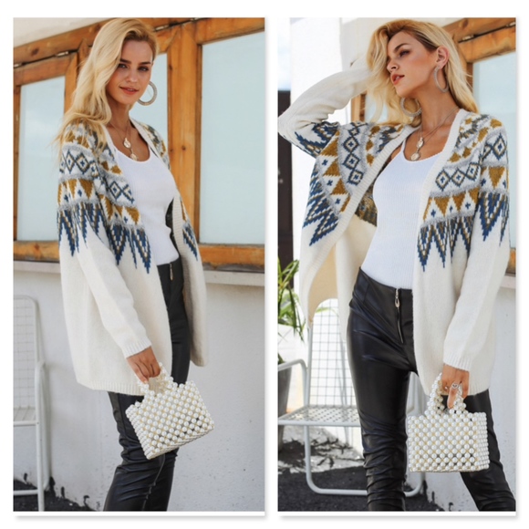 Tinsel Embellished Aztac Knit Open Cardigan - Picture 3 of 8